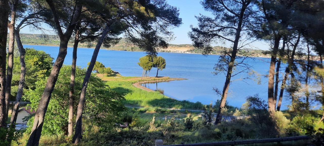 La Palmeraie Istres Exterior foto